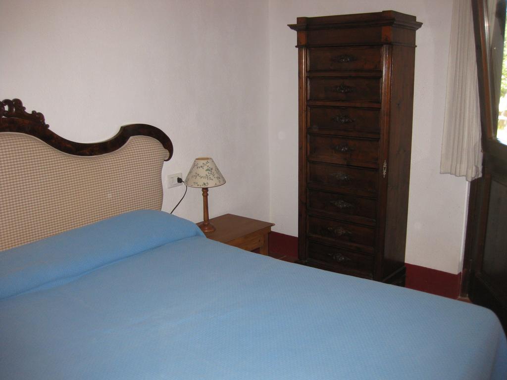 Agriturismo Bronzivalle Riotorto Habitación foto